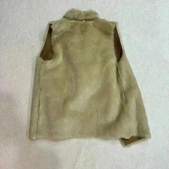 Velvet By Graham Spencer Faux Fur Vest Faux Suede Size XS Pockets - Picture 7 of 7